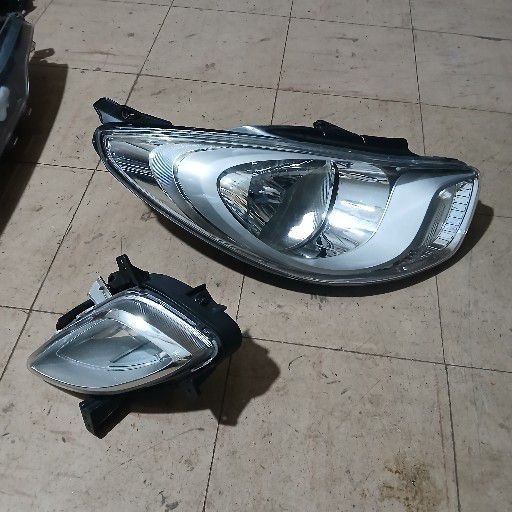 Hyundai i10 headlight - Private Seller Hyundai i10 headlight - Private Seller