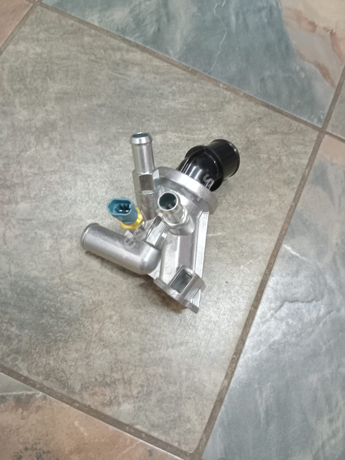 Aluminium Thermostat For (2.8) Jeep Wrangler - Jeep Spares - Private Seller Aluminium Thermostat For (2.8) Jeep Wrangler - Jeep Spares - Private Seller