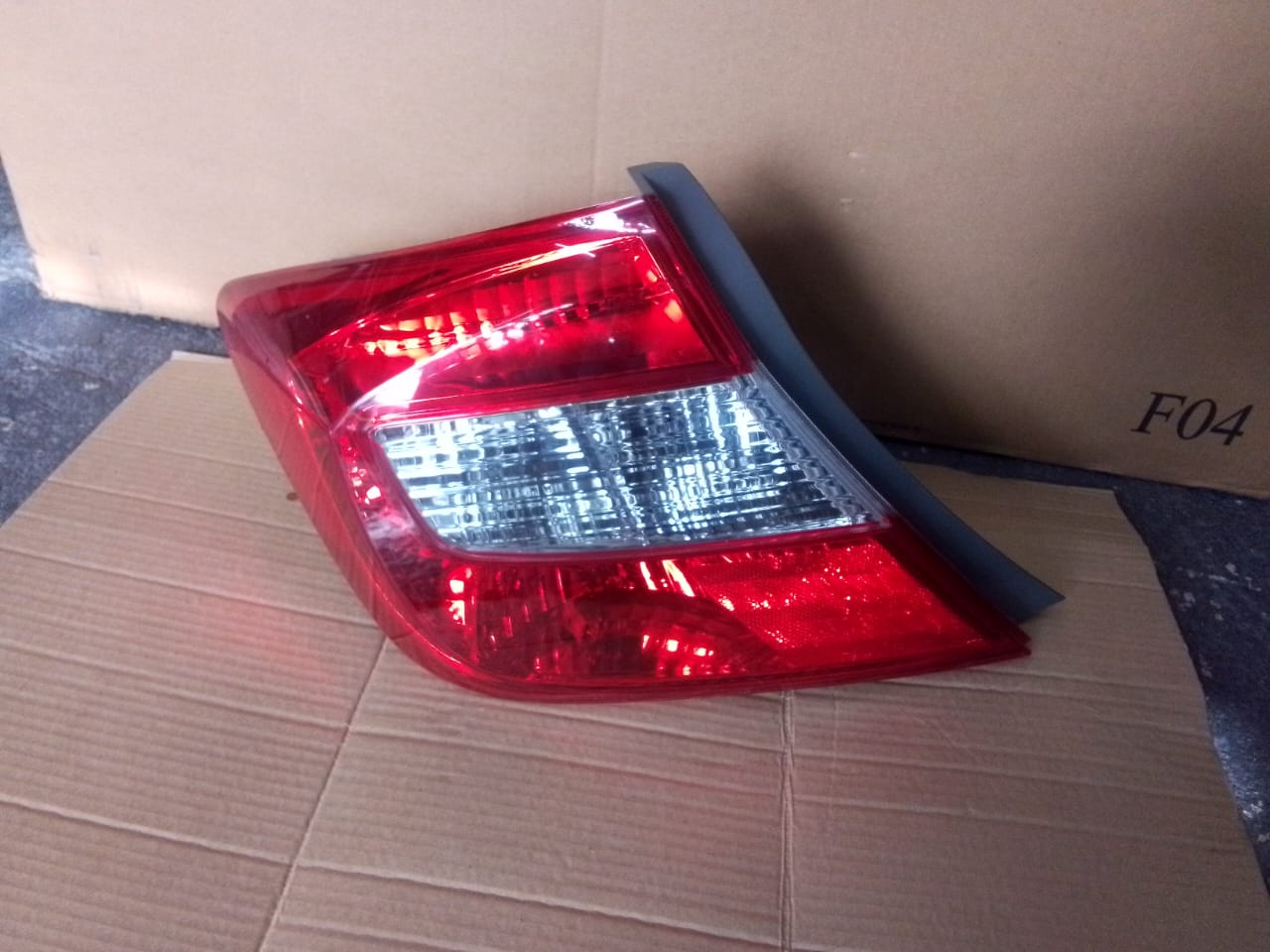 (2012-2018) HONDA CIVIC LHS REAR TAILIGHT - Private Seller (2012-2018) HONDA CIVIC LHS REAR TAILIGHT - Private Seller