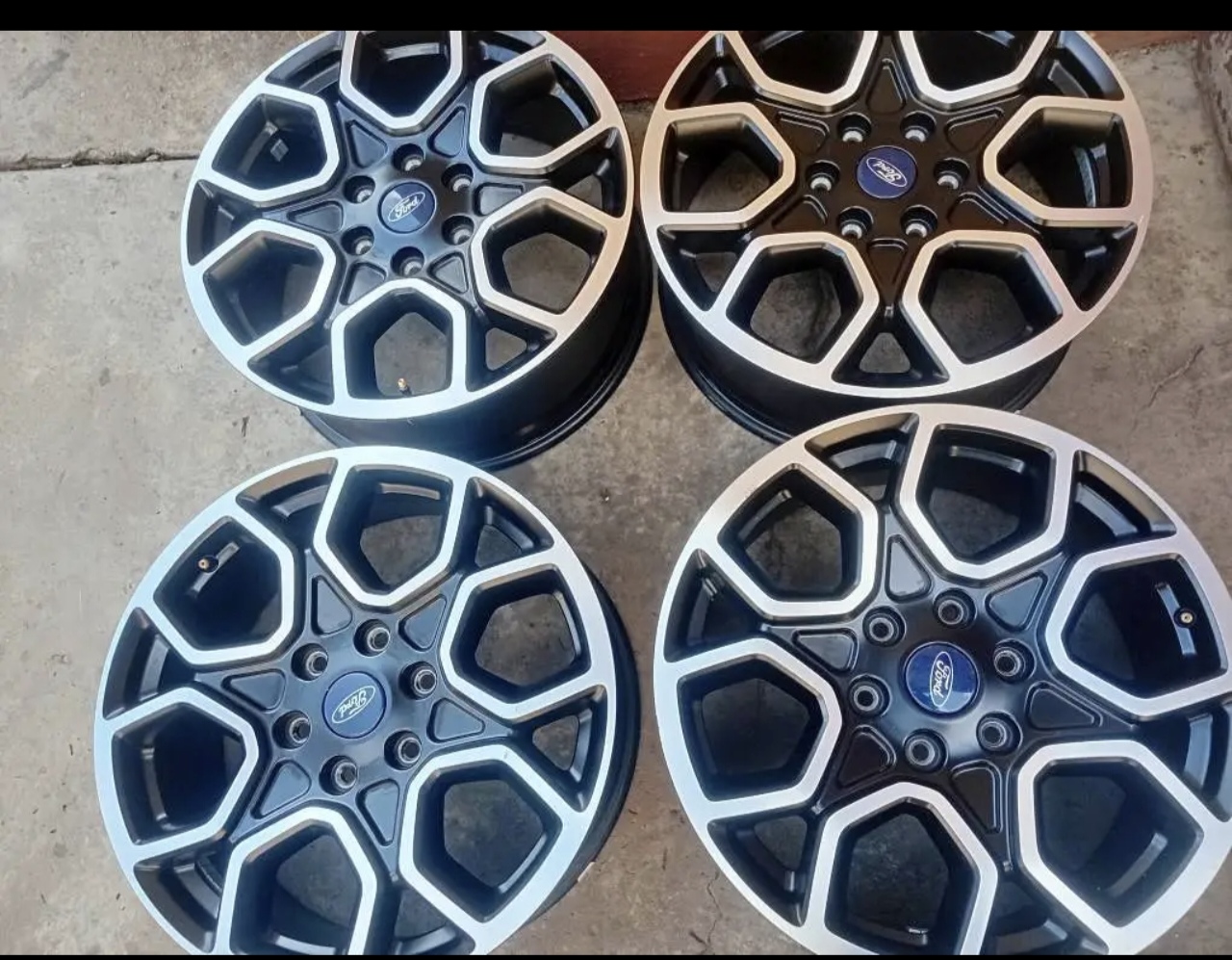 Ford Wheels 20inch - Private Seller