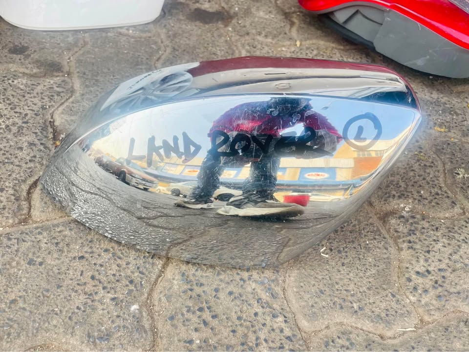 Land Rover side mirror cover - Private Seller Land Rover side mirror cover - Private Seller