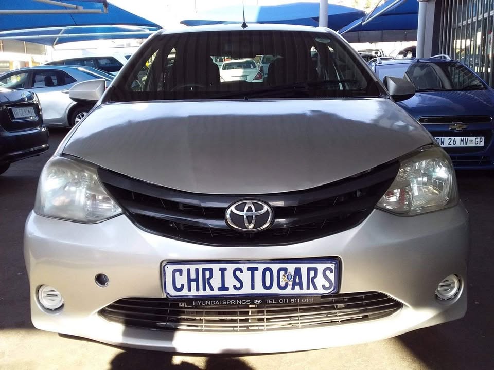 2014 Toyota Etios hatchback manual 2014