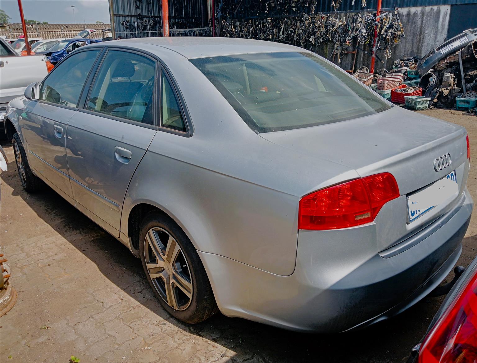 2005 Audi A4 B7 2.0 TDI - Stripping for Spares