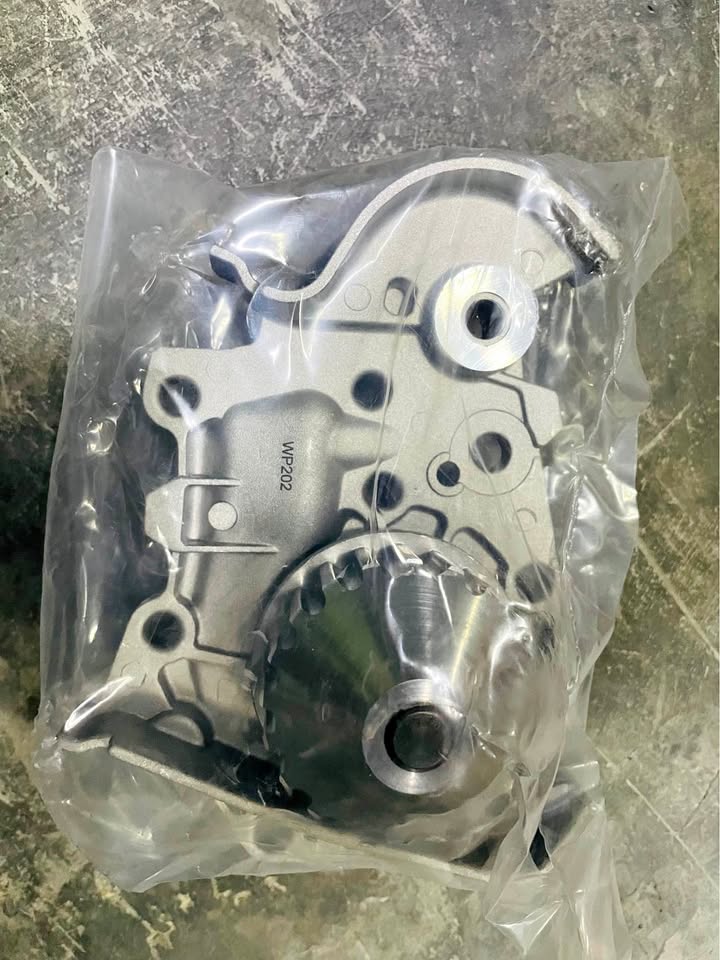 Renault clio 1.4 NP200 Water pump - Private Seller Renault clio 1.4 NP200 Water pump - Private Seller