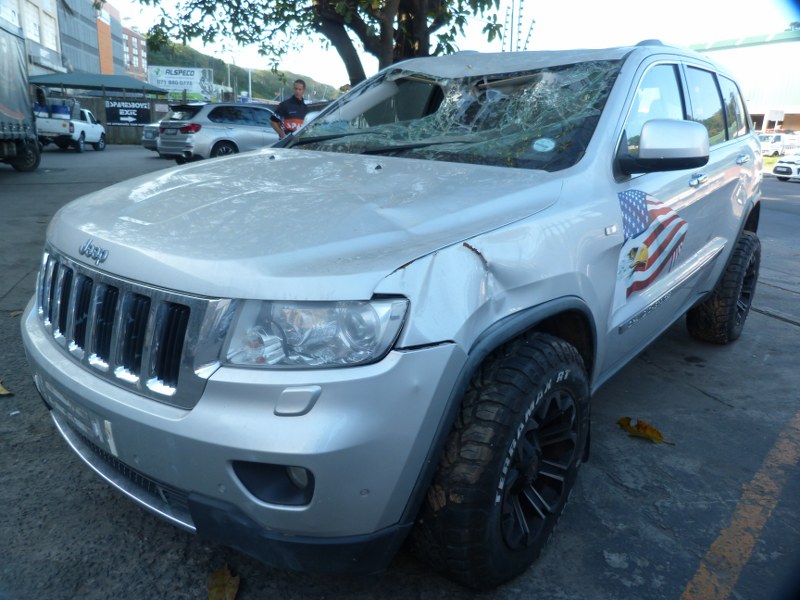 Jeep Grand Cherokee 3.0 V6 CRD 4x4 LTD Diesel AT EXL Silver - 2012 SPARESBOYZ S - Private Seller Jeep Grand Cherokee 3.0 V6 CRD 4x4 LTD Diesel AT EXL Silver - 2012 SPARESBOYZ S - Private Seller