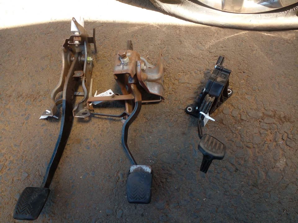 2015 Toyota Etios pedals - Private Seller 2015 Toyota Etios pedals - Private Seller