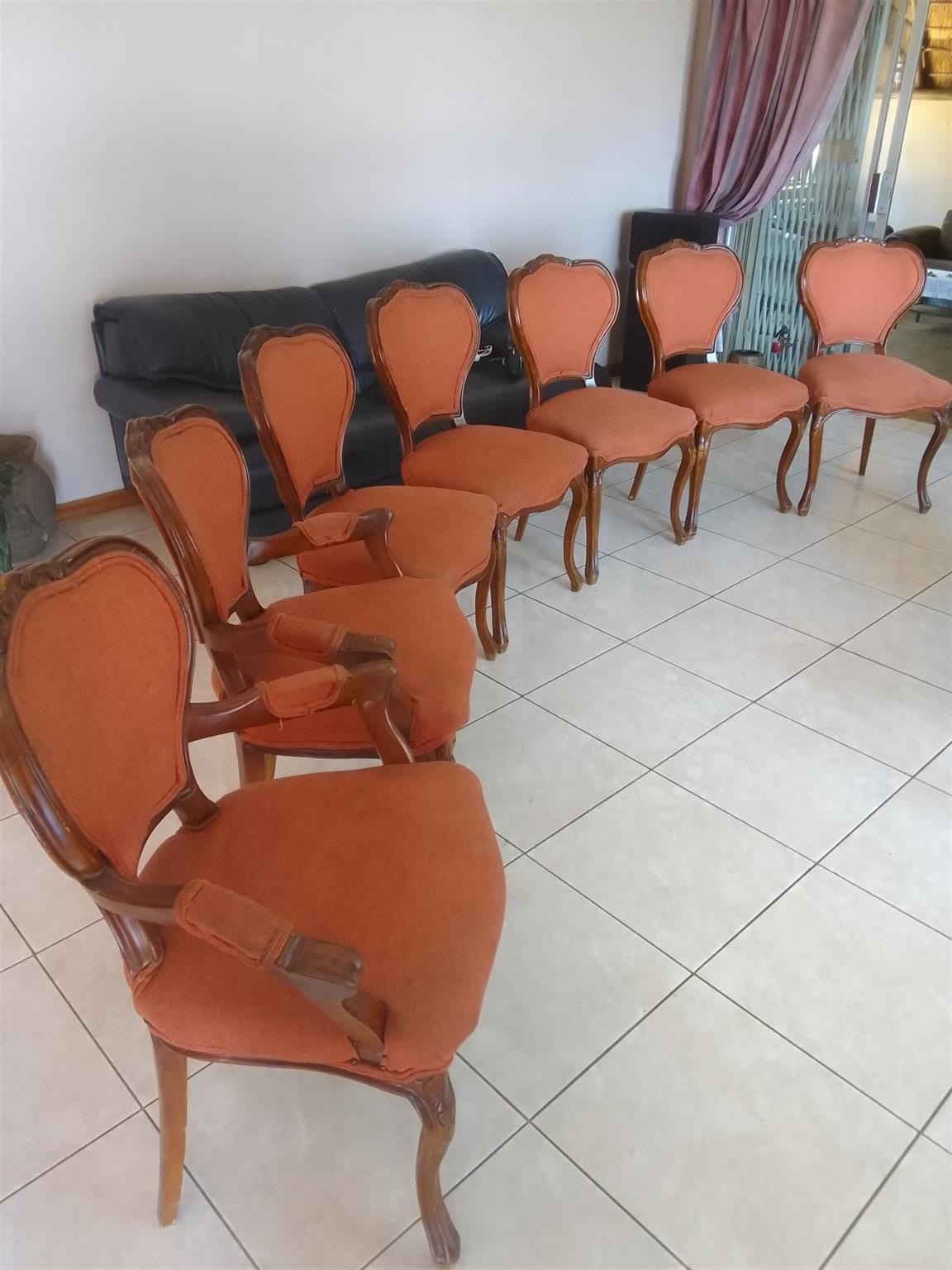 Antique type lounge suite for sale Antique type lounge suite for sale