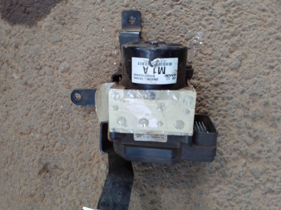 2005 up Hyundai Tucson ABS pump - Private Seller