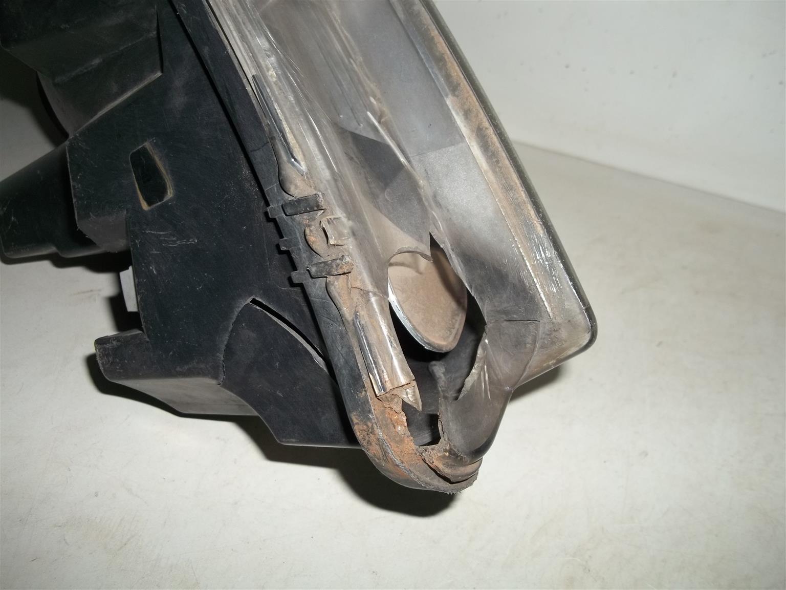 Renault Sandero '08-'13 right headlight - Private Seller Renault Sandero '08-'13 right headlight - Private Seller
