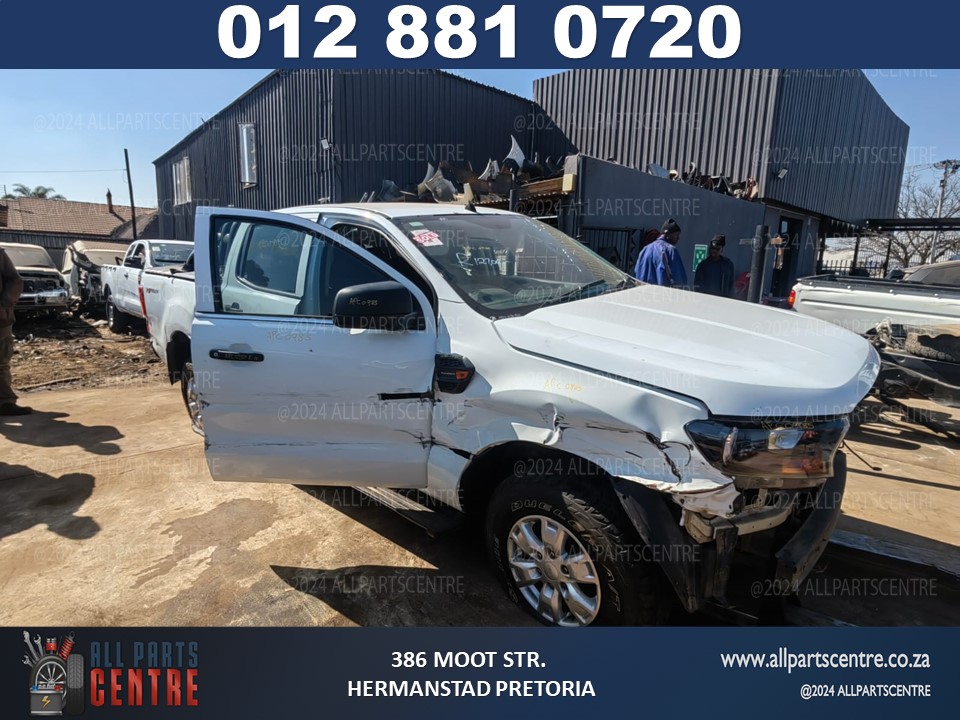 Ford Ranger T7 2.2 double cab stripping for spares
