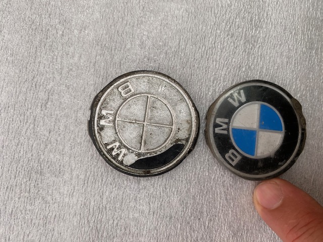 BMW Steering Badge Steering Wheel Logo. - Private Seller BMW Steering Badge Steering Wheel Logo. - Private Seller