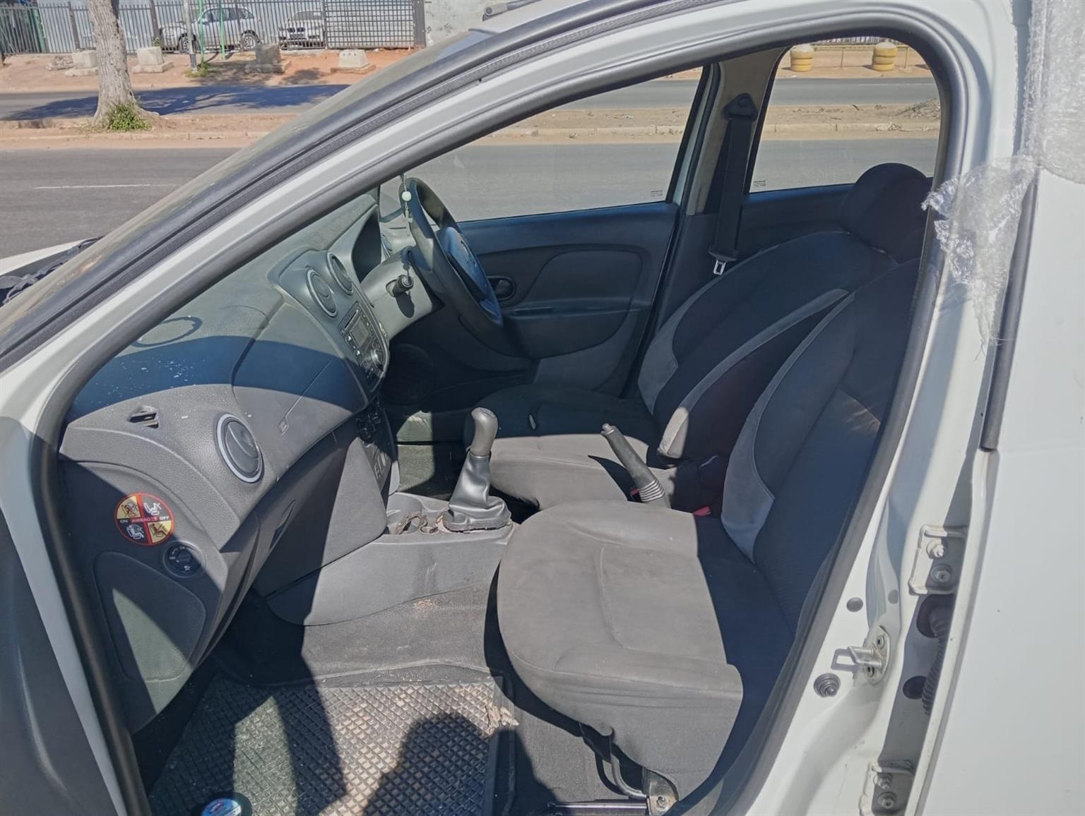 Stripping For Spares Renault Sandero 2015 0.9 H4BA Turbo Manual - Private Seller Stripping For Spares Renault Sandero 2015 0.9 H4BA Turbo Manual - Private Seller