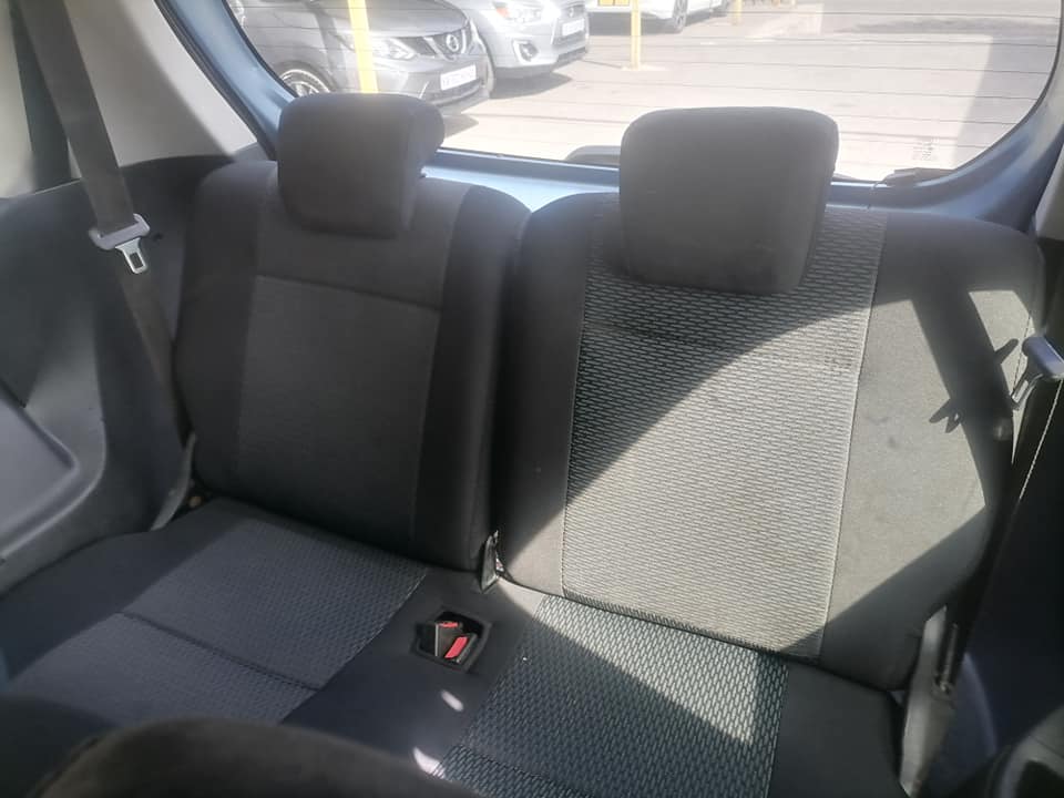 2013 Toyota Avanza 1.5sx seven seater