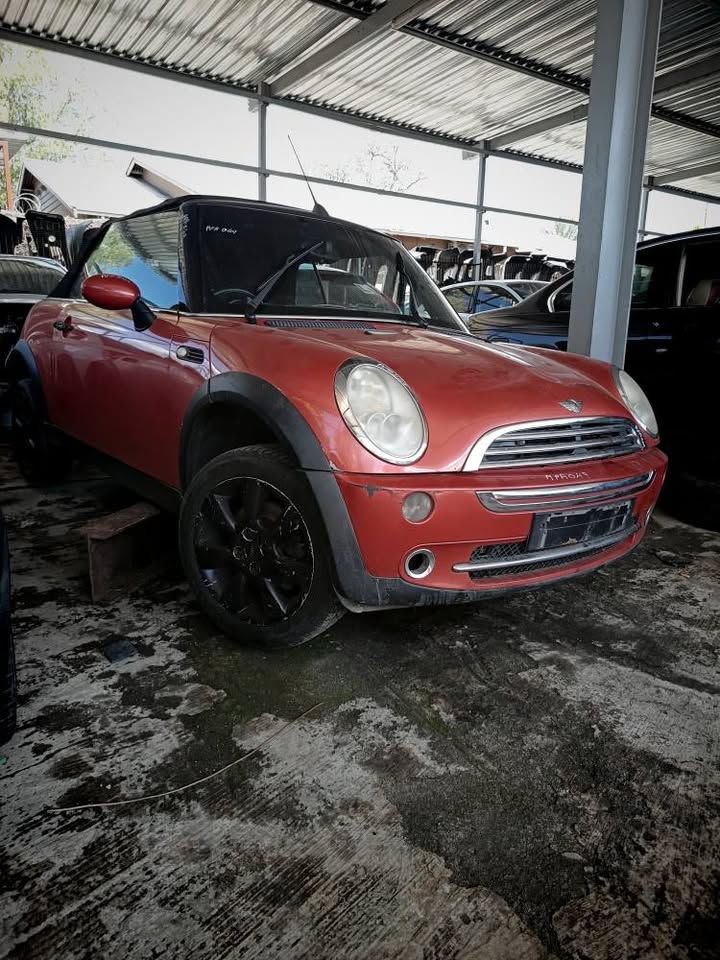 MINI COOPER R52 STRIPPING FOR SPARES - Private Seller