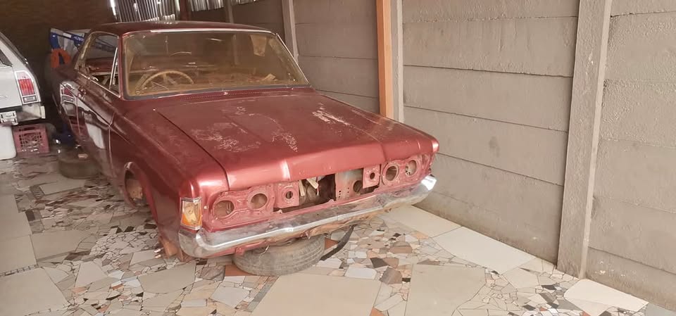 Ford 20m coupe body make me a offer - Private Seller Ford 20m coupe body make me a offer - Private Seller