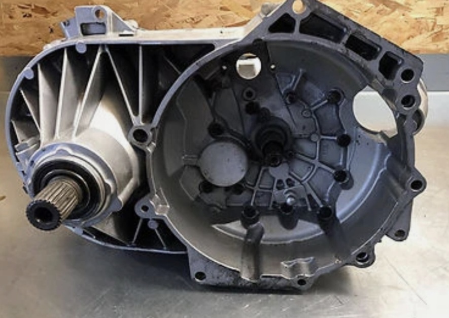 5 speed Vw Transporter T5 gearbox for sale - Private Seller