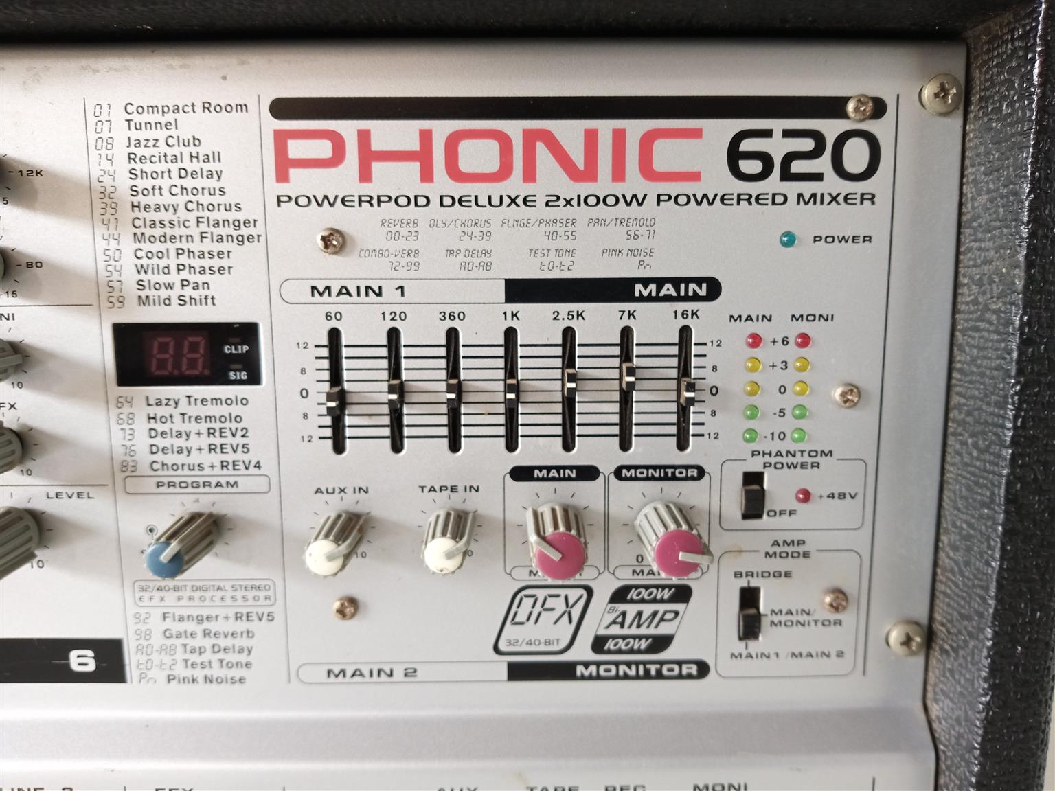 Phonic 620 Mixer Amplifier