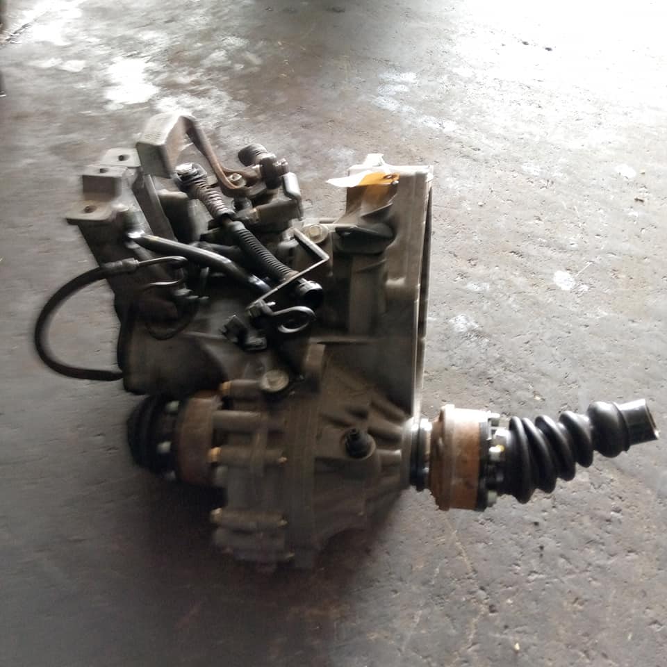 Volkswagen (VW) 5 Speed Manual Gearbox for Sale - Private Seller Volkswagen (VW) 5 Speed Manual Gearbox for Sale - Private Seller