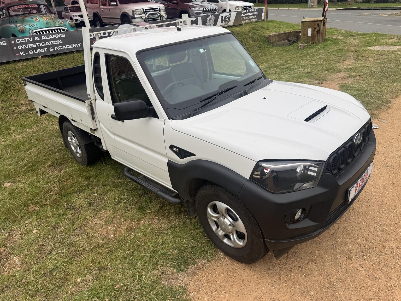 Used 2023 Mahindra Pik Up 2.2CRDe single cab S4 - Private Seller