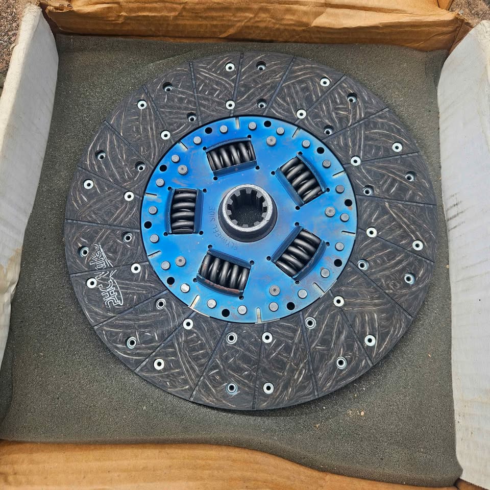 CHEVROLET GM  Pressure Plate / Clutch Plate / Flex Plate All GM manual transmission V8 / Straight 6 - Private Seller
