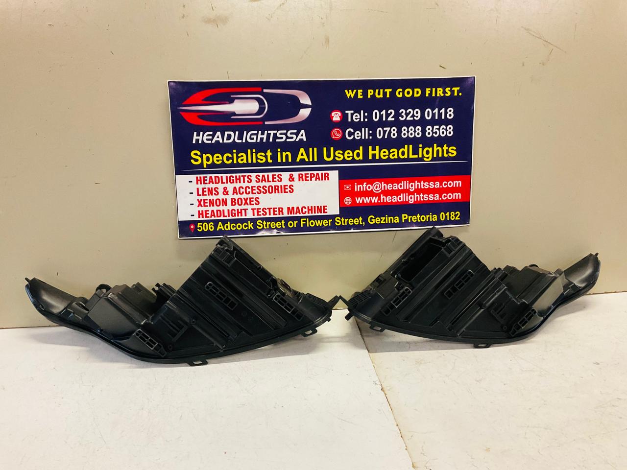 Range Rover Evoque left and right side headlight replacement housing - Private Seller Range Rover Evoque left and right side headlight replacement housing - Private Seller