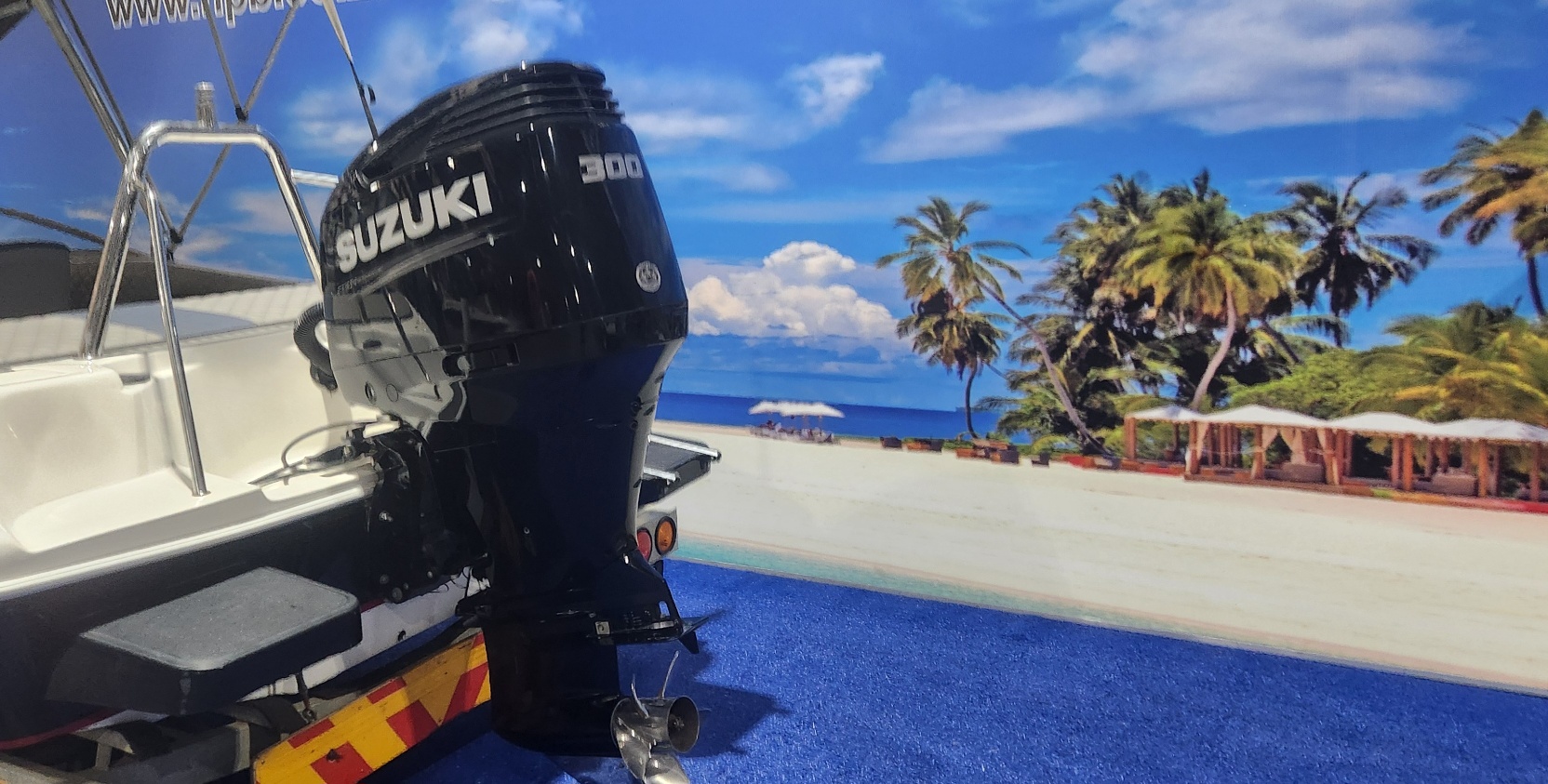 CLASSIC 210 ON TRAILER 300 HP SUZUKI 4 STROKE 2017 MODEL MOTOR 128 HOUR