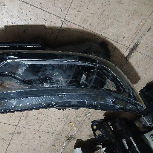Nissan qashqai headlight - Private Seller Nissan qashqai headlight - Private Seller