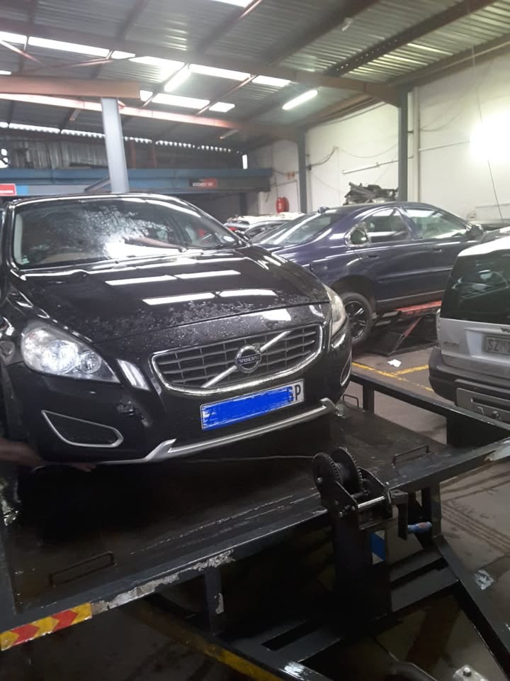 Volvo S60 T4 2012 Stripping For Spares. All Front Parts Still Available. - Private Seller Volvo S60 T4 2012 Stripping For Spares. All Front Parts Still Available. - Private Seller