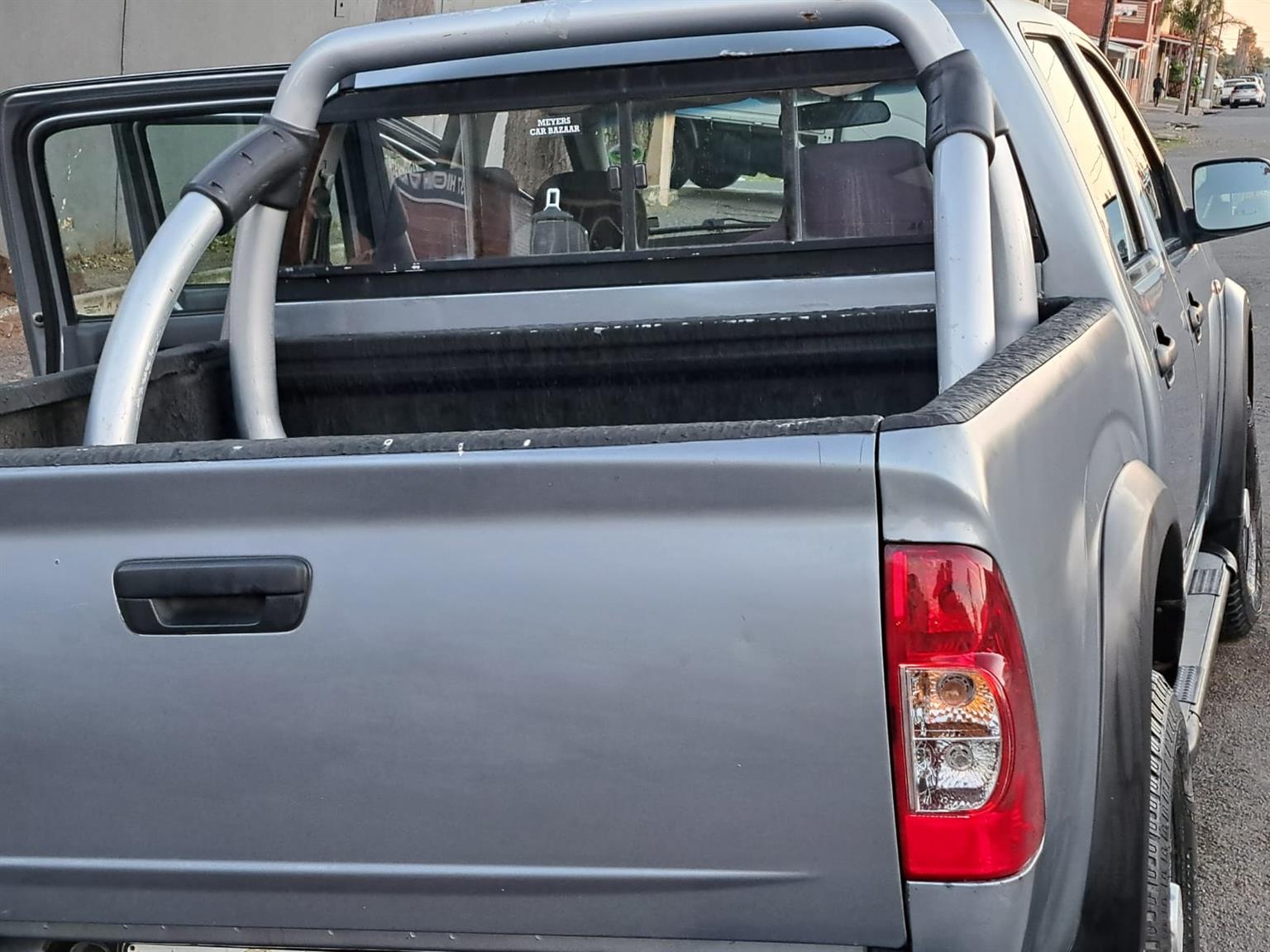 Isuzu 250 KB LE D TEQ