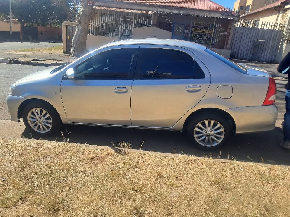 Toyota Etios Sedan 1.5 Sprint 2018