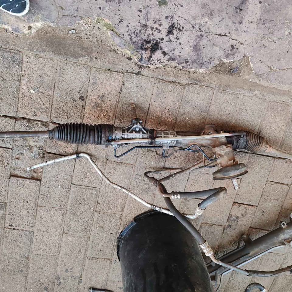 Peugeot 206 steering rack - Private Seller
