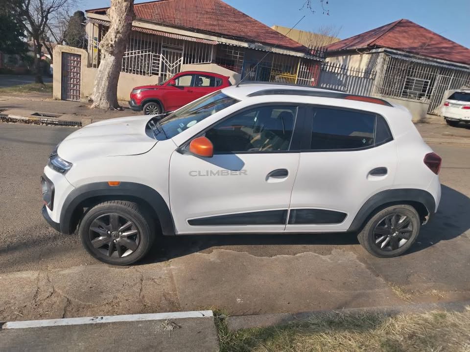 2024 Renault kwid climber 1.0 Automatic
