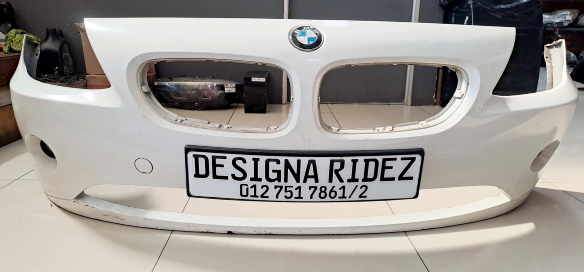 BMW E85 Z4 FRONT BUMPER AVAILABLE with BOTTOM GRILL - Private Seller BMW E85 Z4 FRONT BUMPER AVAILABLE with BOTTOM GRILL - Private Seller
