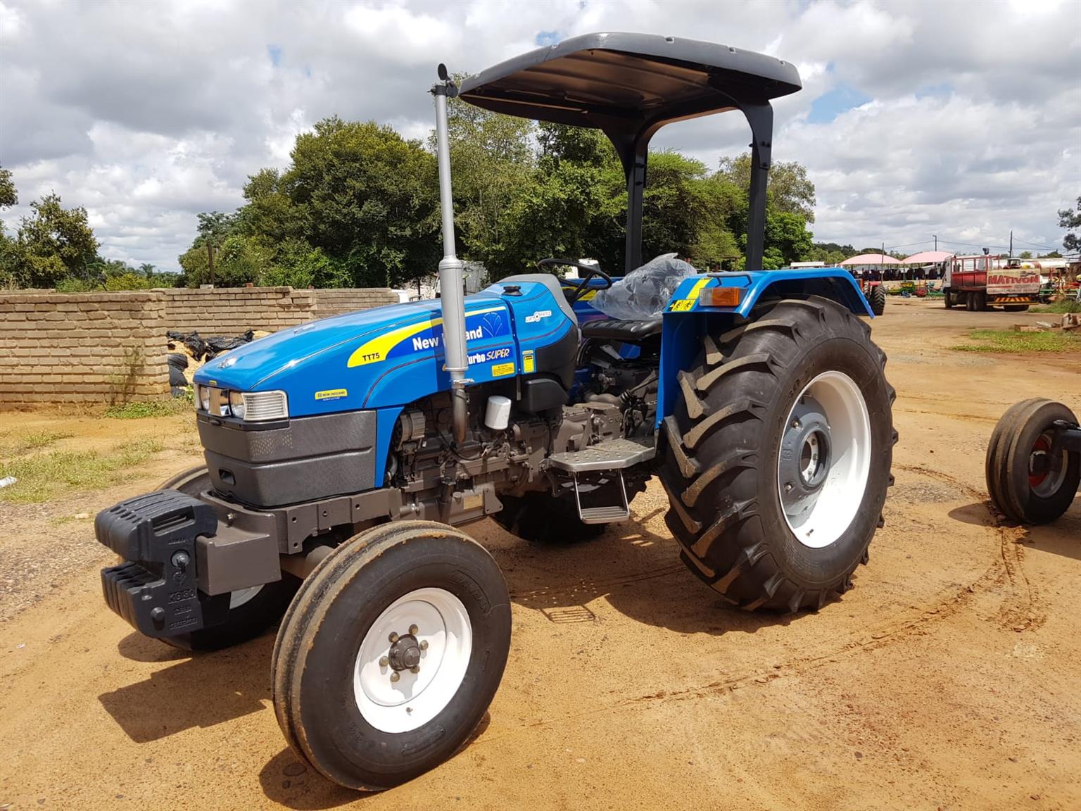 2015 New Holland TT75 Tractor 4x2 For Sale