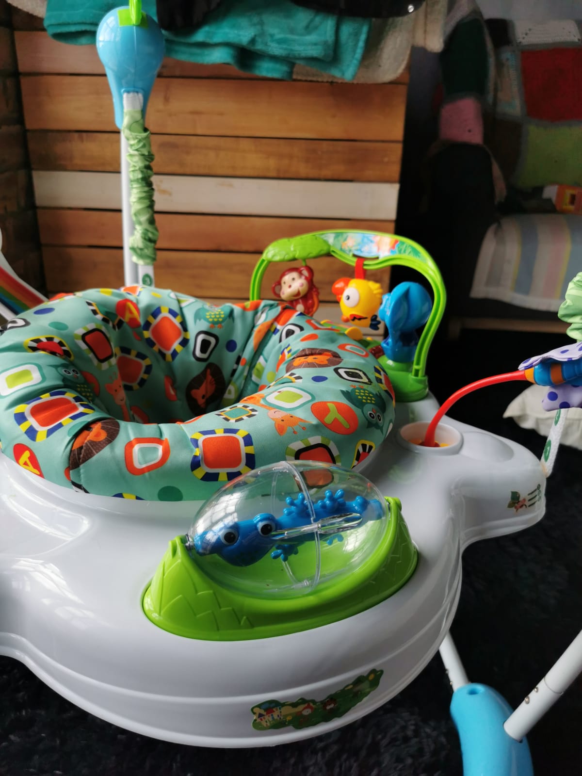 Jolly JumperBaby Bouncing Chair with Music.Height Can be adjusted.Seat can rotat