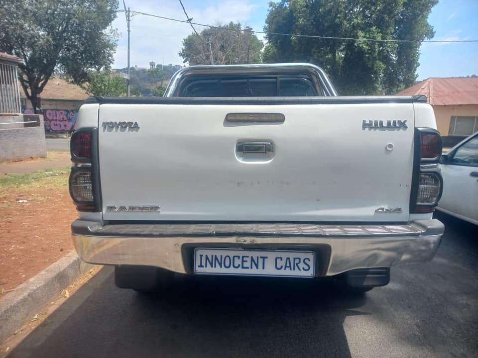 2013 TOYOTA HILUX D/C 3.0 D4D DIESEL, MANUAL 4X4, WHITE COLOR