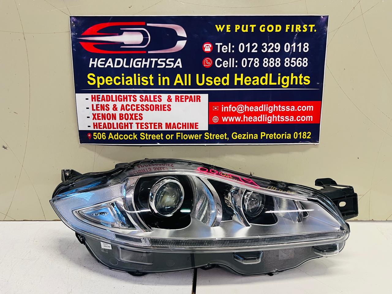Jaguar XF X351 right side xenon headlight (2010-2015) - Private Seller Jaguar XF X351 right side xenon headlight (2010-2015) - Private Seller