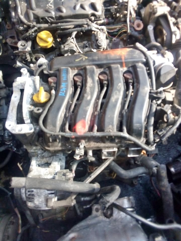 RENAULT CLIO II 1.6L 16V K4M ENGINE - Private Seller RENAULT CLIO II 1.6L 16V K4M ENGINE - Private Seller