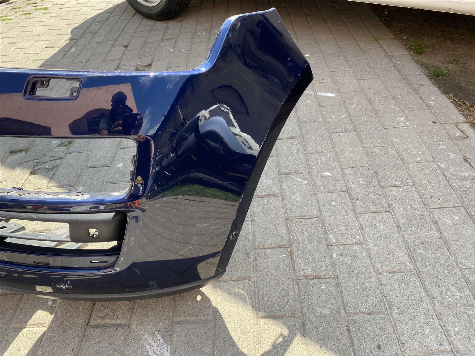 2017 RANGE ROVER VOGUE FRONT BUMPER FOR SALE. IN PRISTINE CONDITION - Private Seller 2017 RANGE ROVER VOGUE FRONT BUMPER FOR SALE. IN PRISTINE CONDITION - Private Seller