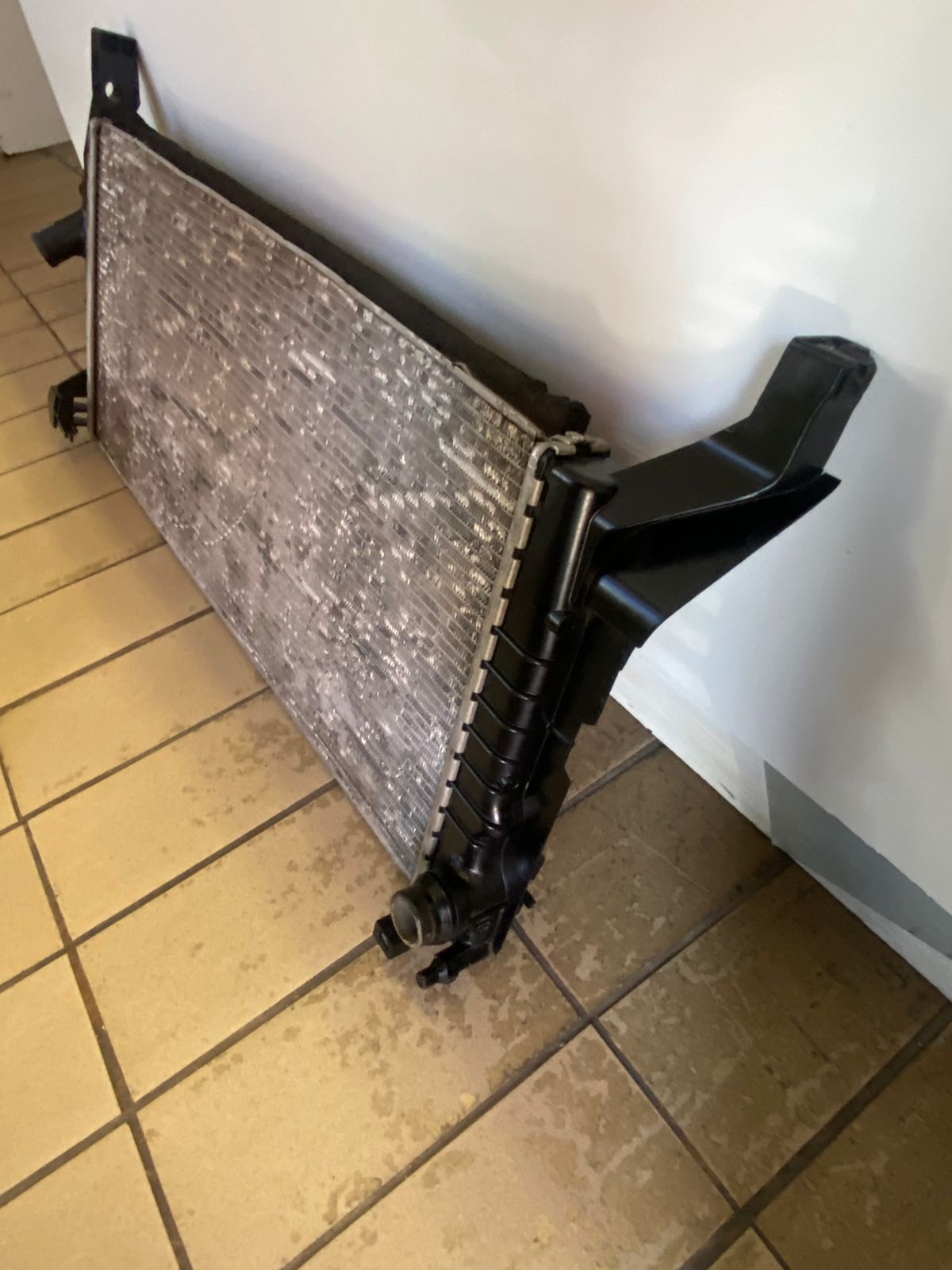 2016 BMW X3 F48 RADIATOR AVAILABLE FOR SALE - Private Seller