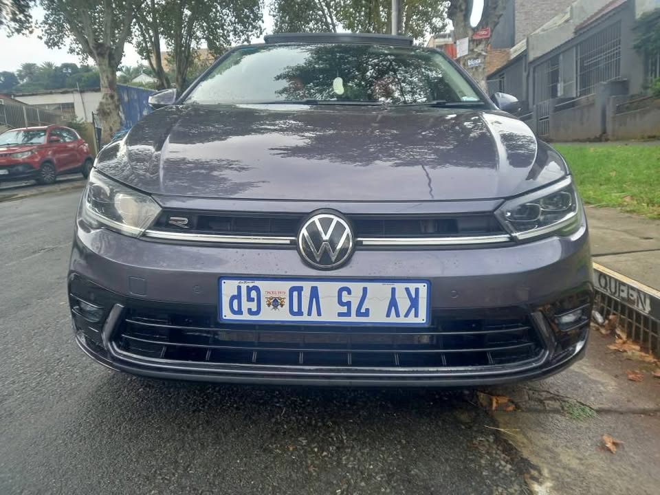 2024 VW Polo 9 TSI 1.0 Rline, Grey 23000kms Service History Sunroof, Leather seat,