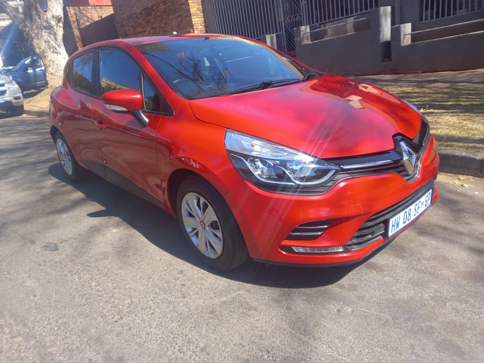 2019 RENAULT CLIO 4 900T ENGINE PETROL, MANUAL, MILEAGE 58000KMS, MAROON COLOR