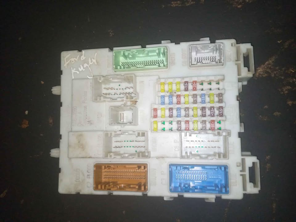 Ford kuga ecoboost 1.5 maunal control box - Private Seller Ford kuga ecoboost 1.5 maunal control box - Private Seller