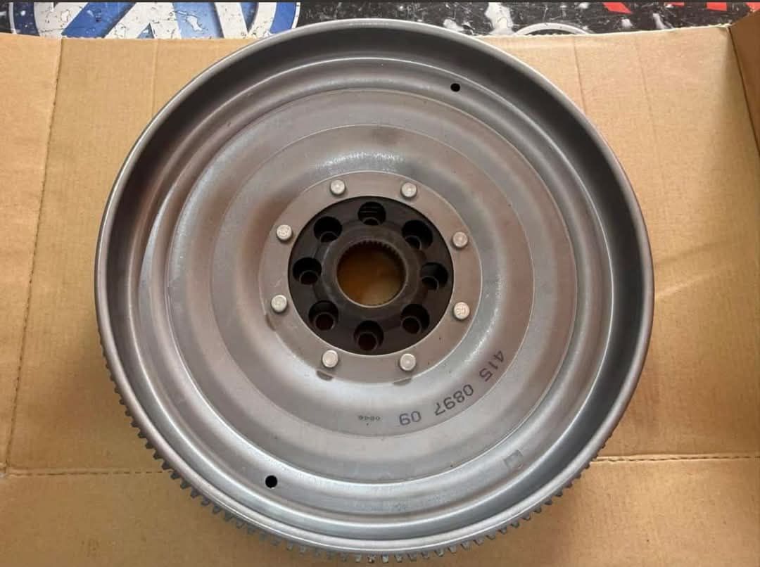 BRAND NEW M651 FLY WHEEL FLASH SALE AVAILABLE IN STOCK AT MM GENESIS AUTO-PARTS - Private Seller