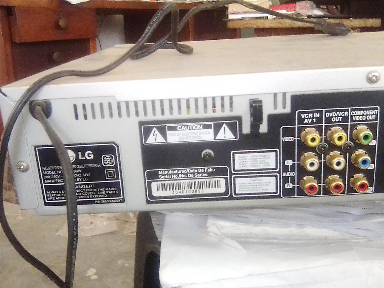 LG DVDS AND VCR PLAYER FOR SALE