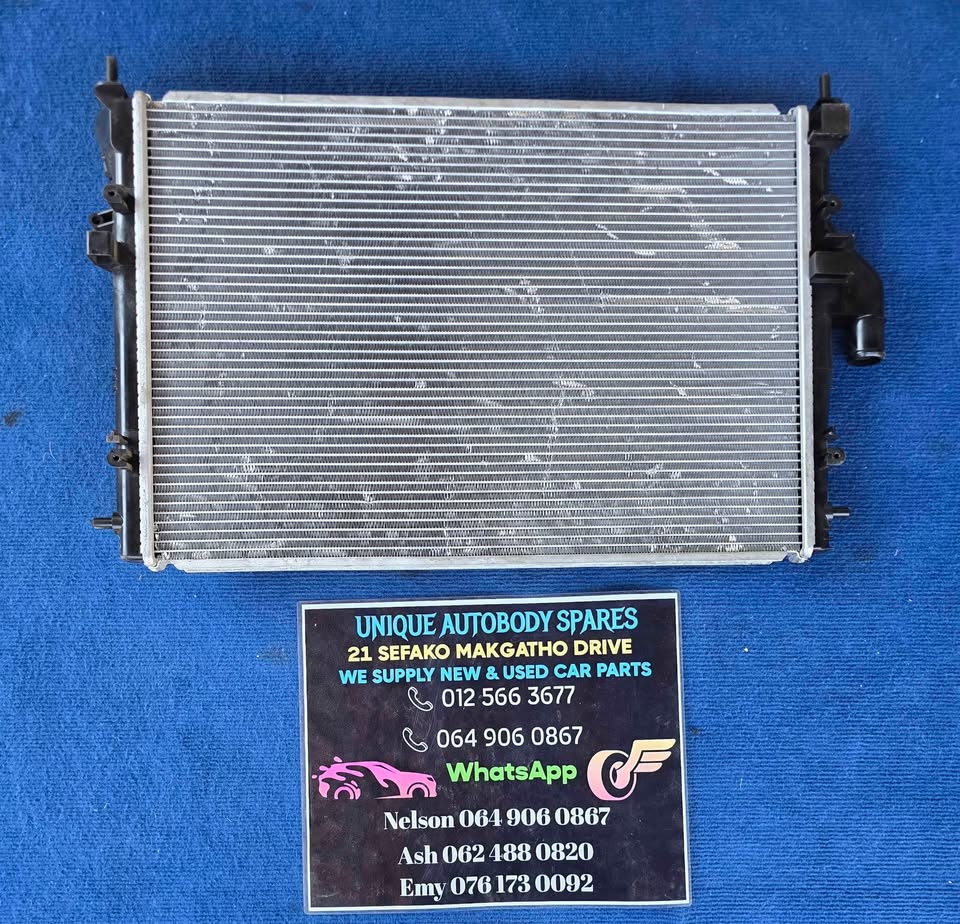 Nissan NP200 / Renault Sandero Radiator - Private Seller