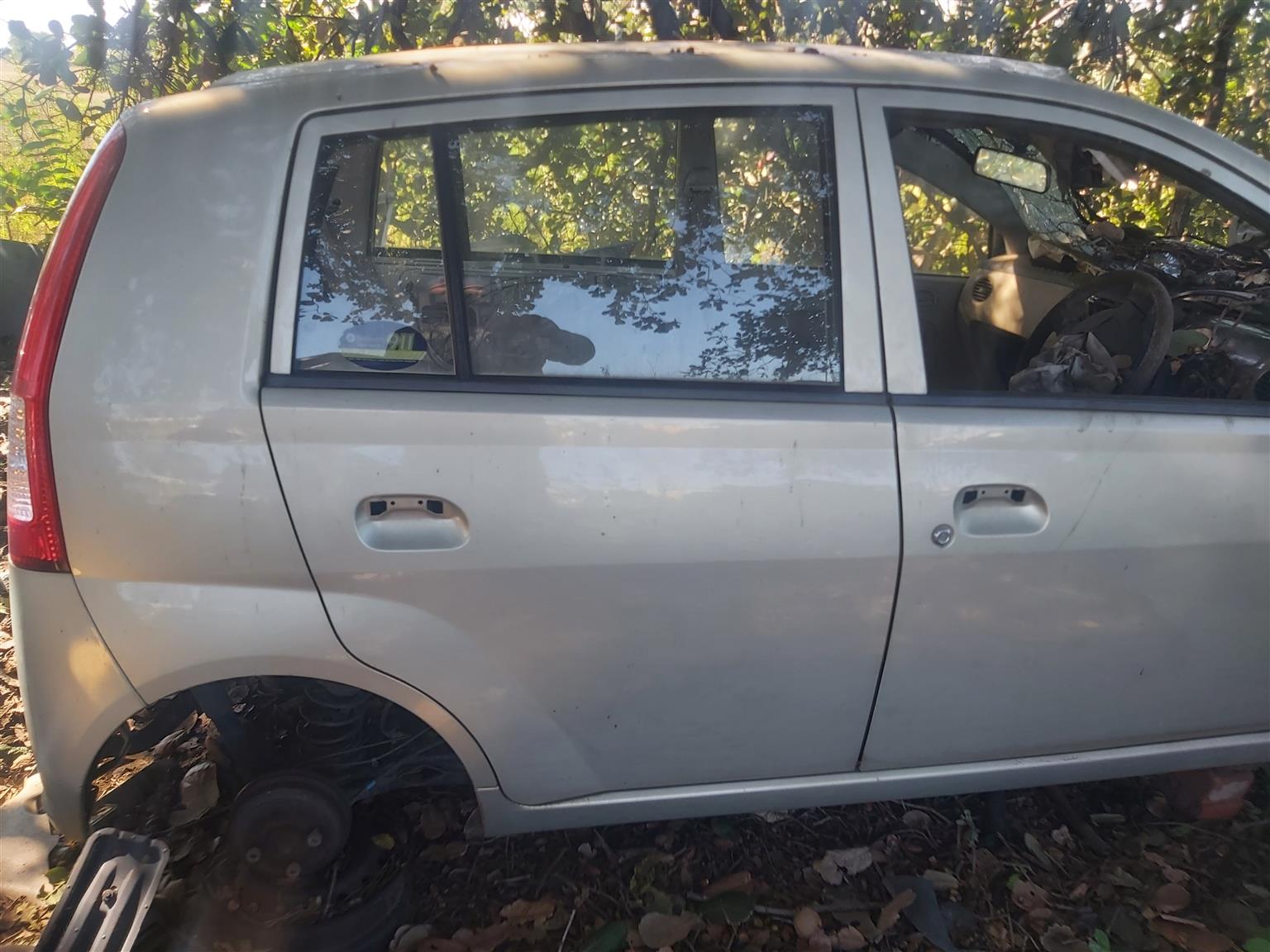 Doors Daihatsu charade - Private Seller Doors Daihatsu charade - Private Seller