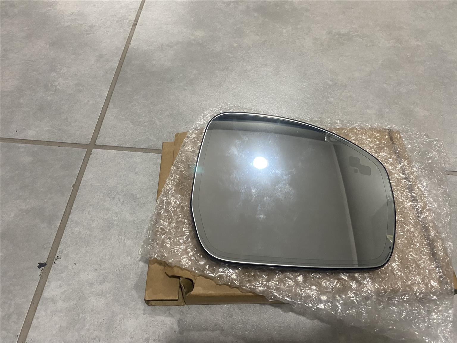 2020 RANGE ROVER SPORT L494 BLIND SPOT MIRROR GLASS RIGHT SIDE FOR SALE. NEW - Private Seller 2020 RANGE ROVER SPORT L494 BLIND SPOT MIRROR GLASS RIGHT SIDE FOR SALE. NEW - Private Seller