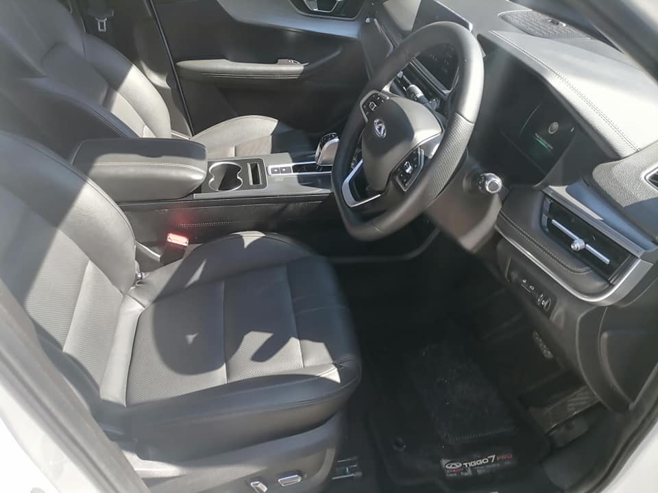 2022 Cherry Tiggo 7 Pro Panaromic Sunroof leather seat and Automatic Service book