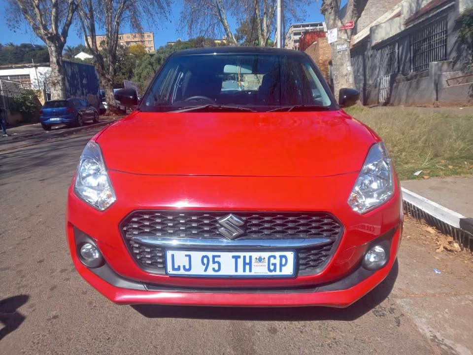 2023 SUZUKI SWIFT 1.2 PETROL, MANUAL, RED, 17000KMS, SPARE KEY, SERVICE BOOK, REVERSE SEN